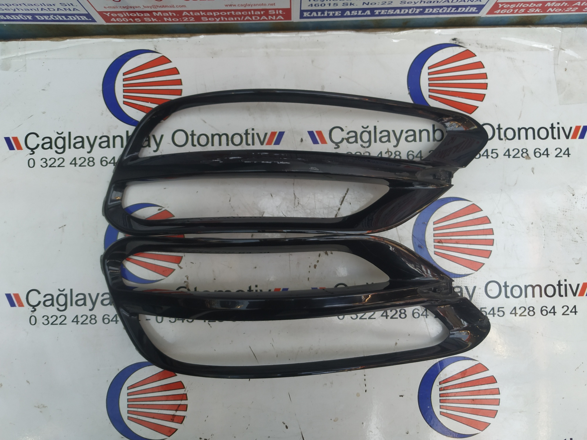 Kia Sportage arka reflektör çerçevesi 86658-f-1500